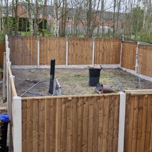 fencing contractor Manders Fencing Nottingham