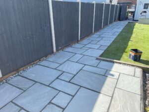 fencing contractor Nottingham