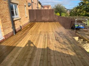 timber decking by Manders Fencing & Garden Services in Nottingham landscaper in eastwood